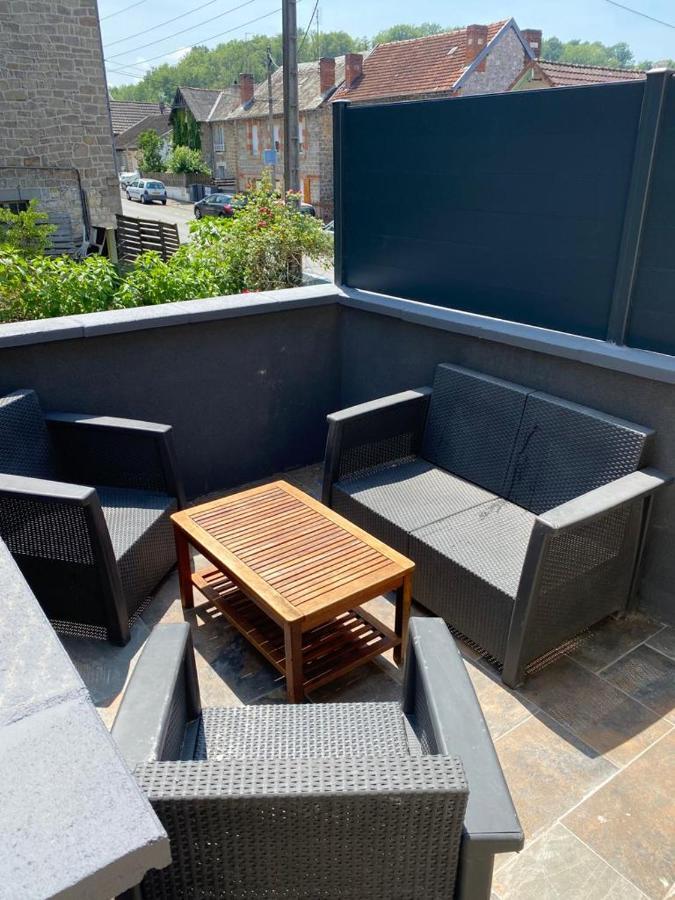 Brive Terrace: Central Gare Apartment with AC and Free Wi-Fi Exterior photo